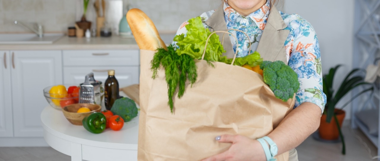 CASA Delivers Groceries and Connection