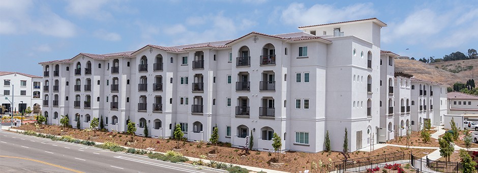 Community HousingWorks Opens Groundbreaking affordable housing for seniors, homeless and veterans in Oceanside 