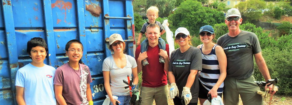 Volunteers Clean Up Litter for Creek to Bay Cleanup