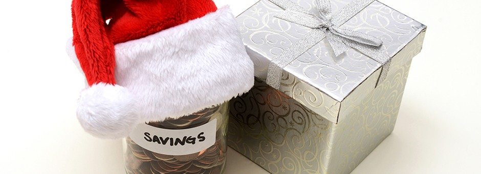 10 Tips to Stay On Budget During the Holidays